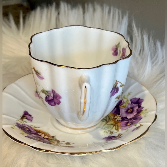 VINTAGE CLARENCE BONE CHINA TEACUP TEA CUP & SAUCER MADE IN ENGLAND 889/11 - Picture 9 of 9